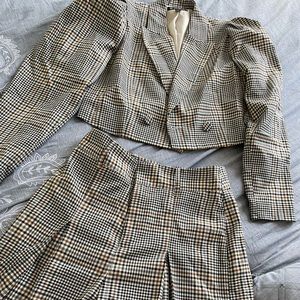 INC cropped blazer & capri pants